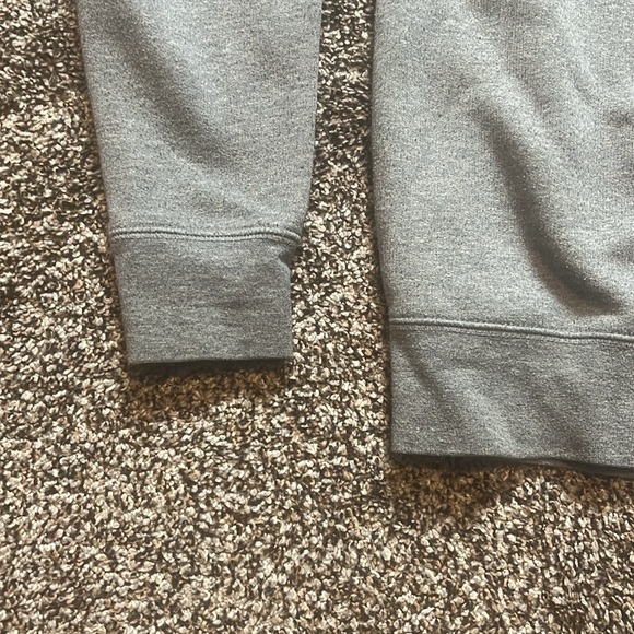 Brunette the Label BRUNETTE Sweatshirt - Picture 6 of 10